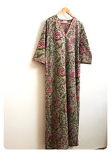Load image into Gallery viewer, V Neck Nightgown
