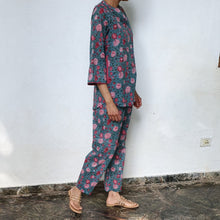 Load image into Gallery viewer, Lagoon Vines Tunic Set
