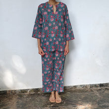 Load image into Gallery viewer, Lagoon Vines Tunic Set
