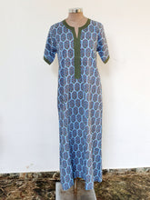 Load image into Gallery viewer, Stitch Front Nightgown
