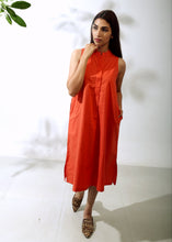 Load image into Gallery viewer, Front Pleat Dress
