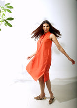 Load image into Gallery viewer, Front Pleat Dress
