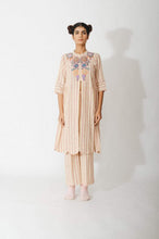 Load image into Gallery viewer, Split Front Tunic
