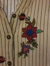 Load image into Gallery viewer, Floral Vine Tunic

