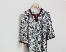 Load image into Gallery viewer, Popover Nightgown
