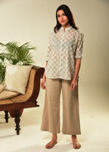 Load image into Gallery viewer, BD Tunic
