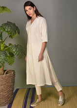 Load image into Gallery viewer, Padma Kurta
