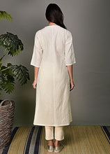 Load image into Gallery viewer, Padma Kurta
